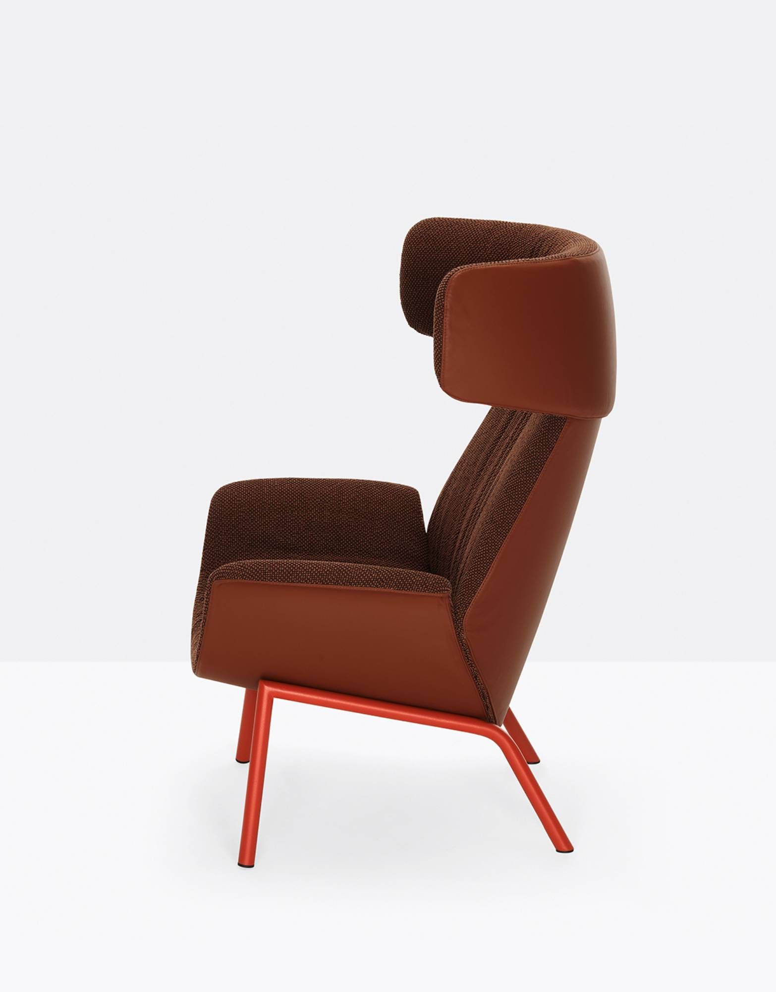 Fotel tapicerowany Ila 2022 | Pedrali