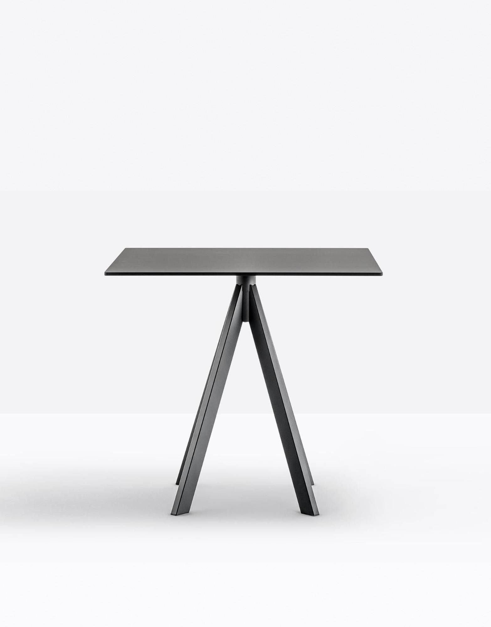 Stół kwadratowy Arki Tables ARK4 indoor | Pedrali